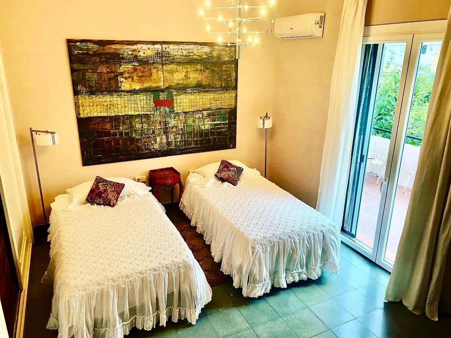 Carmen Guillemot Hotel Alcanar Spain