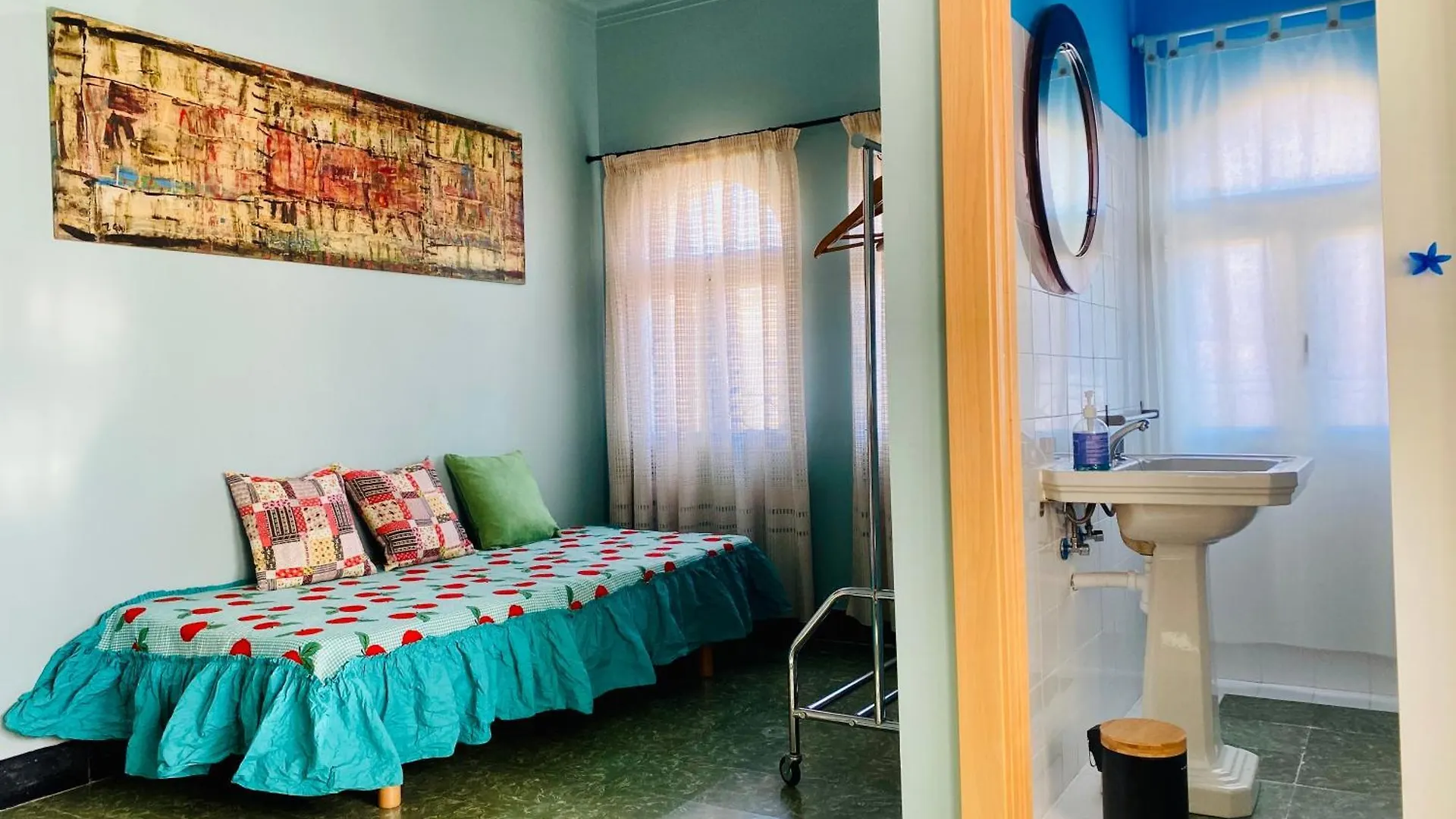 Guest house Carmen Guillemot Hotel Alcanar Spain